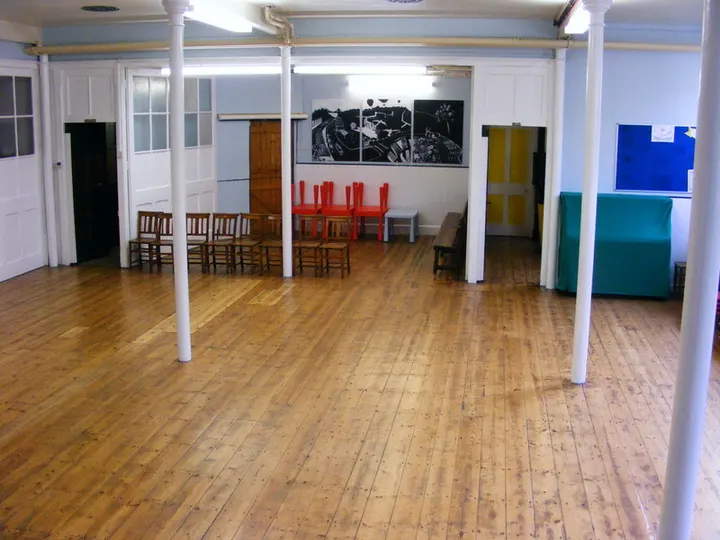 Alice Barclay Cemetery Rd, Totterdown, Bristol — Yoga in Totterdown, Bristol
