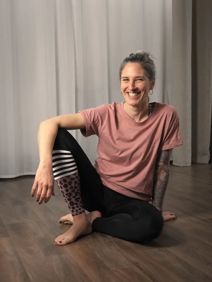Yoga und Coaching - Roots of TRI — yoga-studio in Unterföhring, München — 2