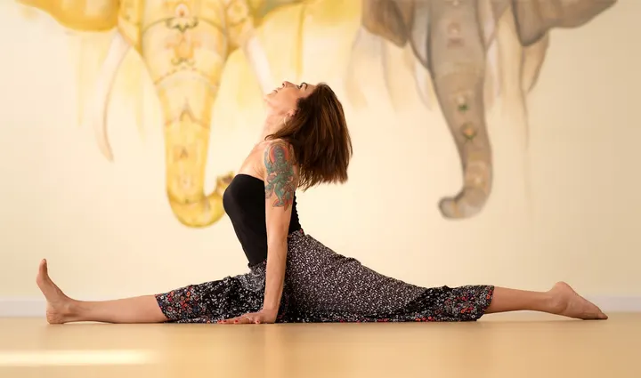 Yogabar Yoga & Pilates — Yoga in Werne, Bochum