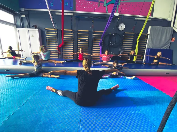 ICARUS IBIZA Circus Center — Aerial en Dalt Vila, Eivissa