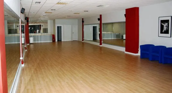 Academia de baile Paso a Paso Las Palmas — baile-studio en Las Palmas de Gran Canaria — 3