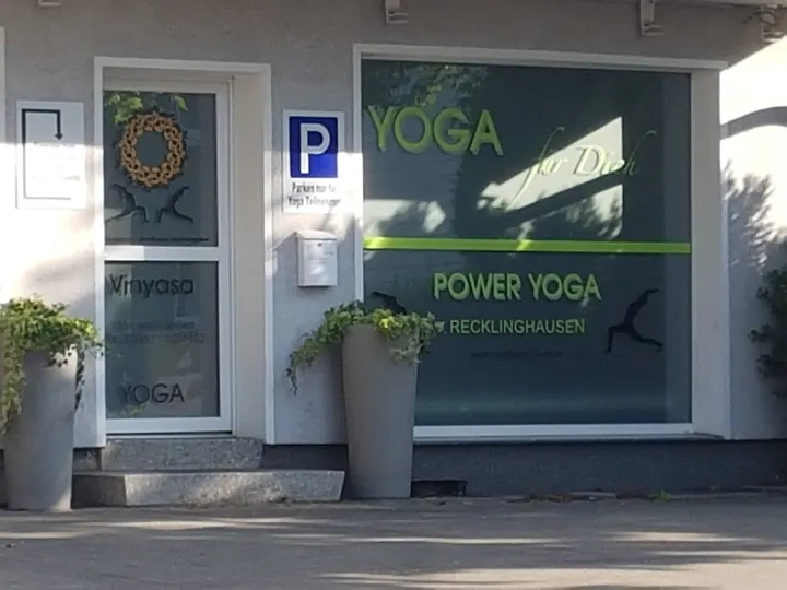 Yoga für Dich mit Sabrina Geide — yoga-studio in Recklinghausen — 3