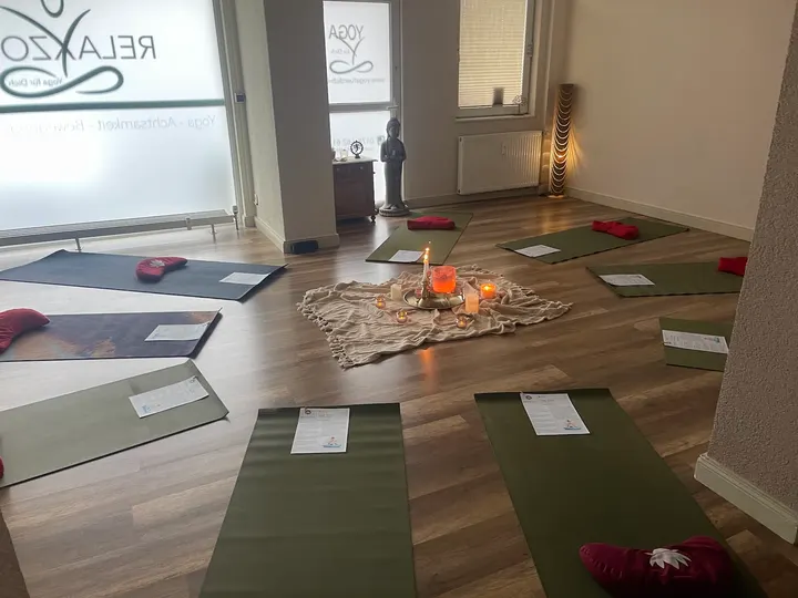 Yoga für Dich mit Sabrina Geide — Yoga in Hillen, Recklinghausen