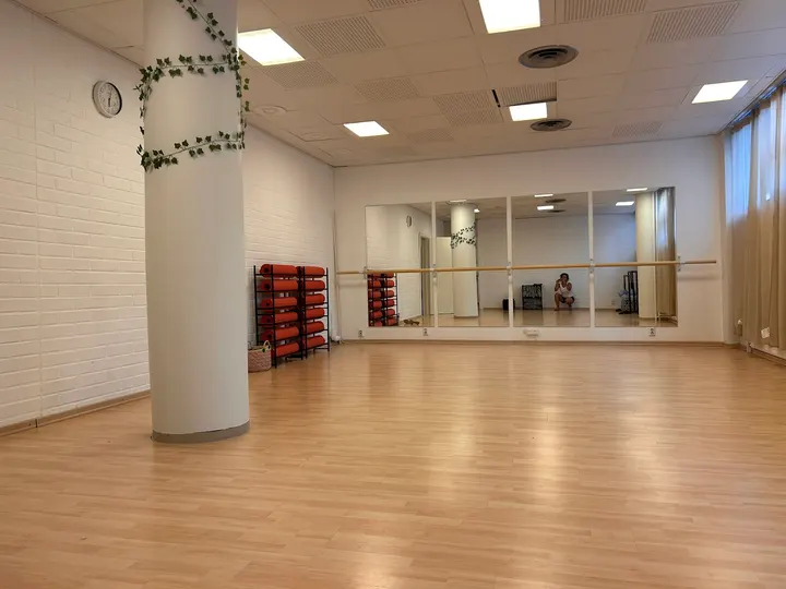Abrazo Studio — jooga-studio – Pasila, Helsinki — 2