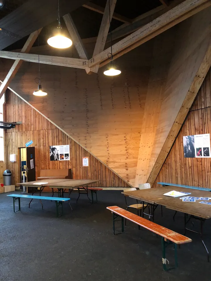 Le Plus Petit Cirque du Monde — arts aériens-studio à Bagneux, Paris — 3