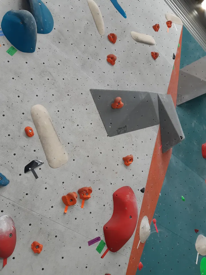 Block'Out Rennes — escalade-studio à Cesson-Sévigné, Rennes — 2