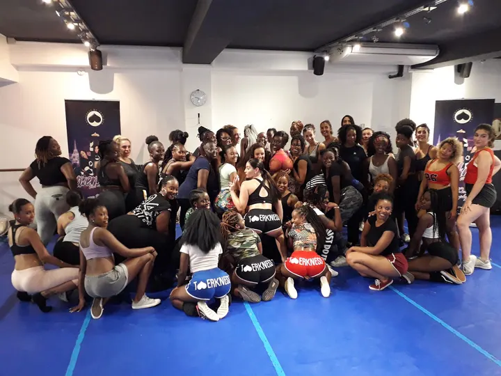 Studio Bleu Danse Paris — Danse à Paris 9e Arrondissement, Paris
