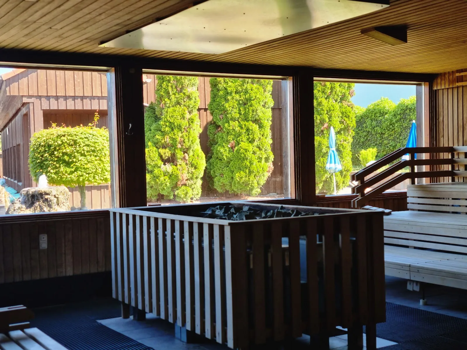 Saunaanlage Schwitzkasten — wellness-studio in Budenheim — 2