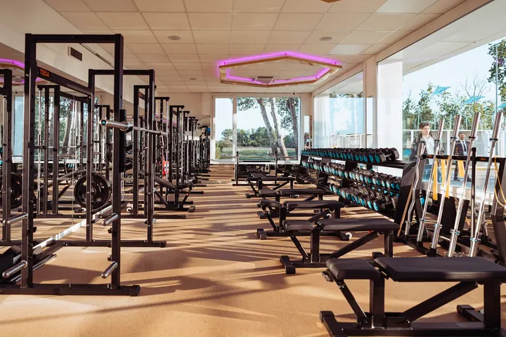 Top Level Gym — palestre-studio a Lido di Spina — 5