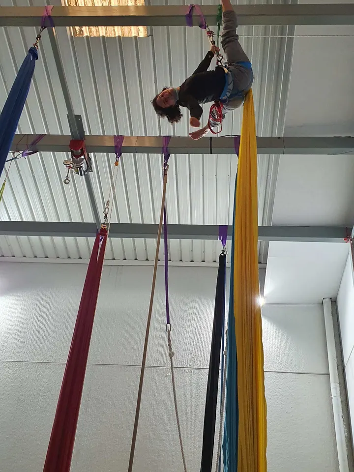 Escuela de Circo Arte Olimpia — aerial-studio en Villa de Vallecas, Madrid — 2
