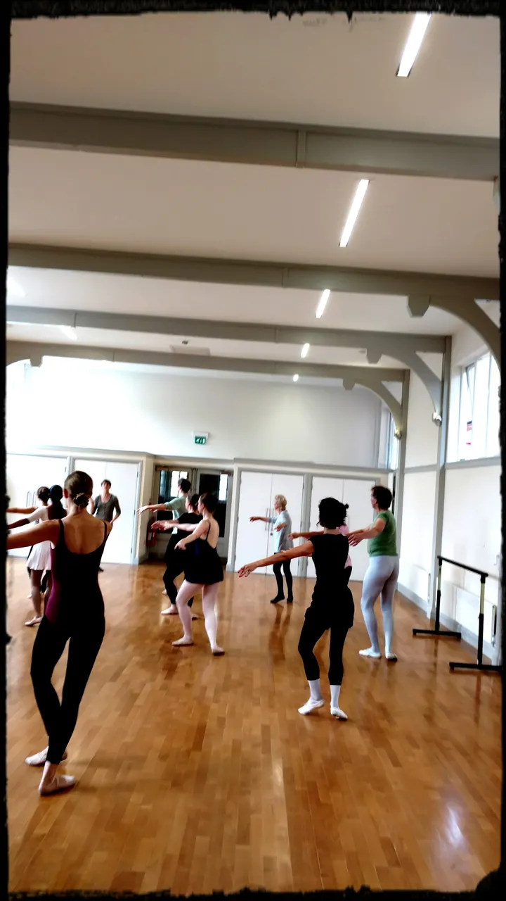 Ballet4Life St Peter's Church — dance-studio in London — 4
