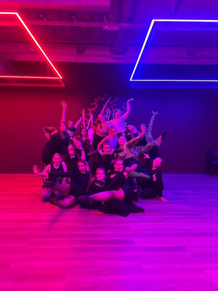 Studio Wilda — Tanssi – Tehdas, Hyvinkää