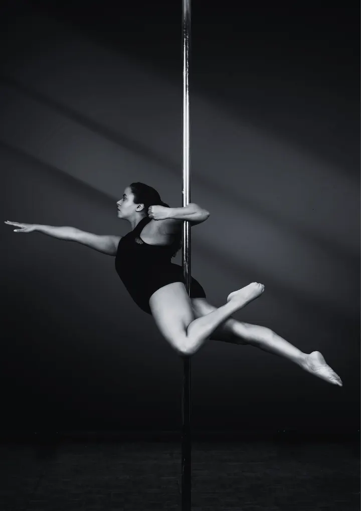 Fearless Pole — stretching-studio in West Wickham, London — 3