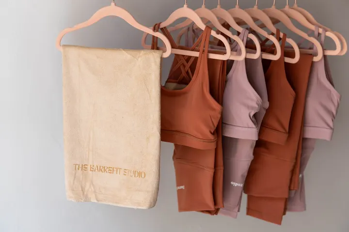 The Barrefit Studio - Poblenou - Mandatory towel / Toalla Obligatoria — Barre en Sant Martí, Barcelona