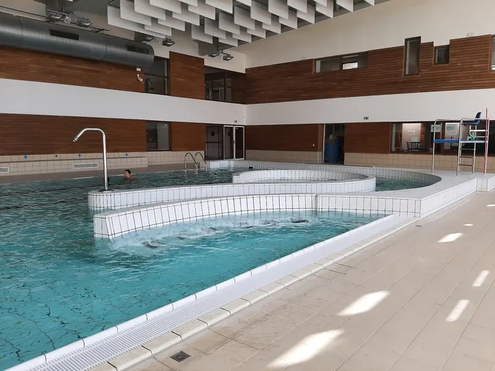 Centre Aquatique Municipal — salle de fitness-studio à Maisons-Laffitte, Paris — 3