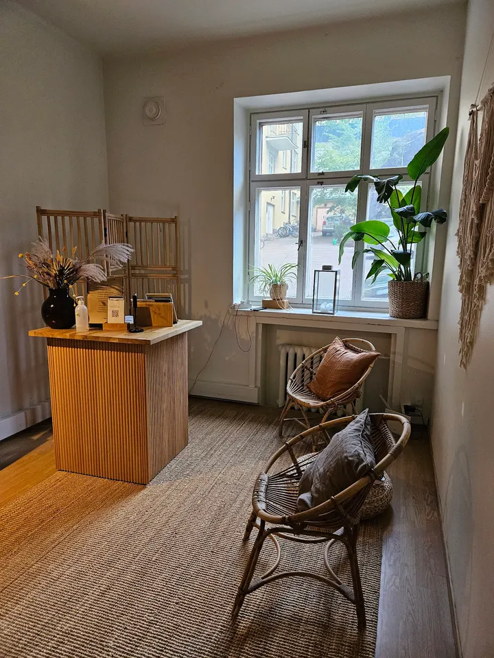ROOTS Töölö — jooga-studio – Etu-Töölö, Helsinki — 2