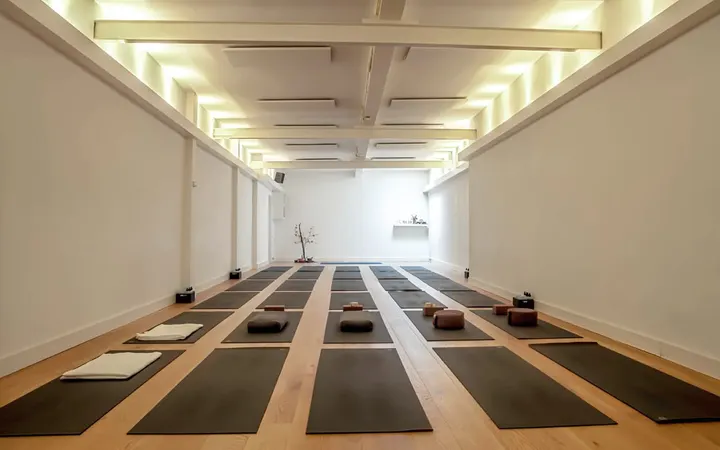 Banyan Yoga — Yoga in Binnenstad, Delft