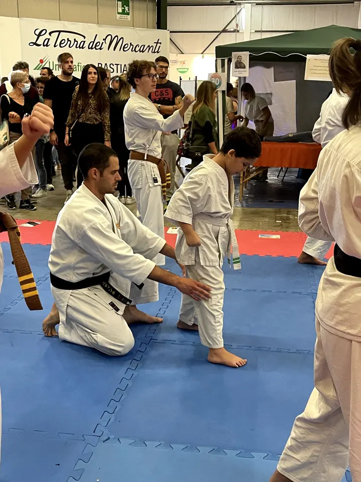Karate — arti marziali-studio a Madonna Alta, Perugia — 3
