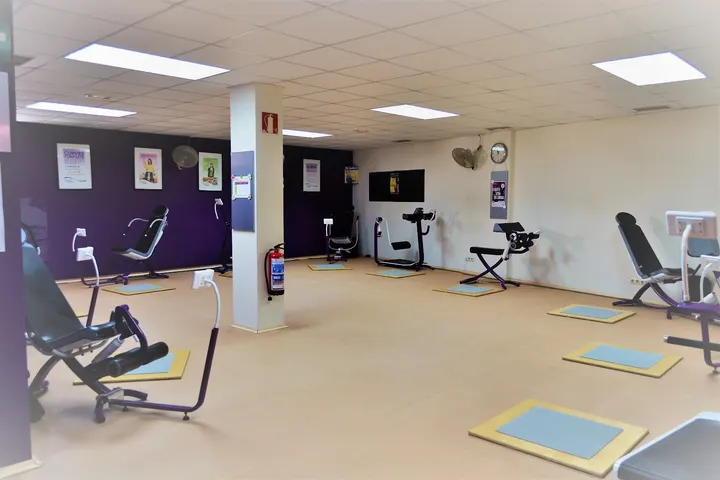 Curves Santiago Norte — Estudio de fitness en San Caetano, Santiago de Compostela