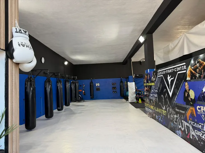 Cascais Fight Center E em Alcabideche — Kickboxing em Fonte da Carreira, Cascais