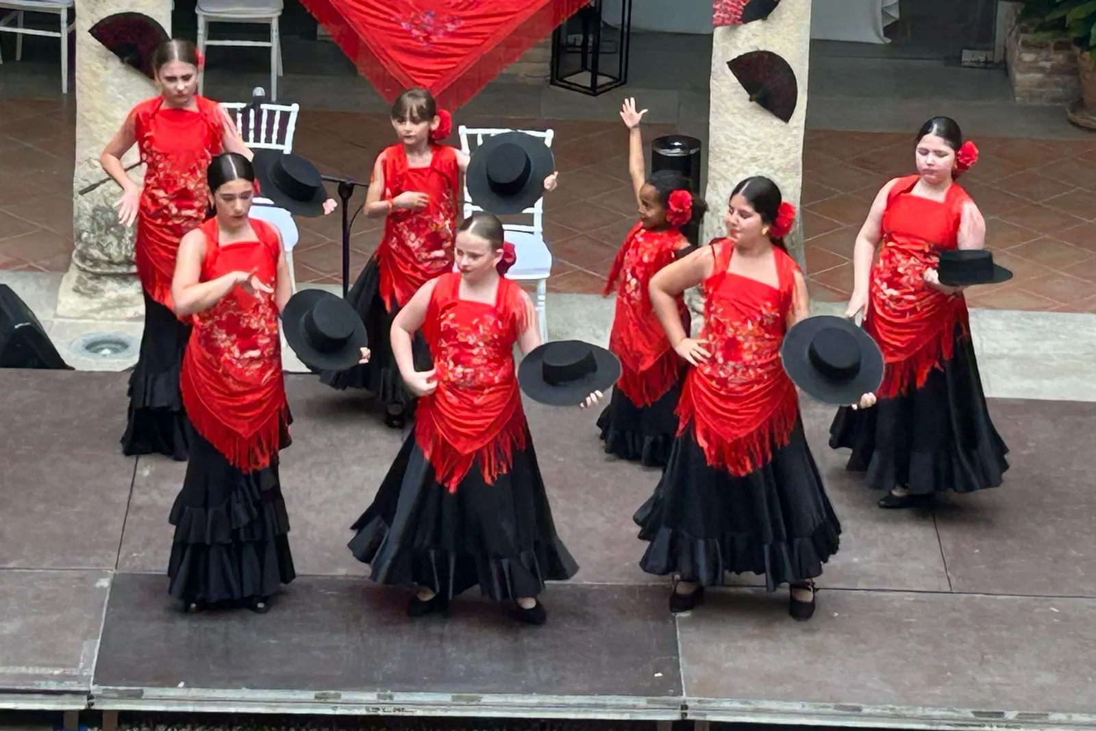 Academia Flamenco, Español y Danza Oriental — baile-studio en Granada — 5