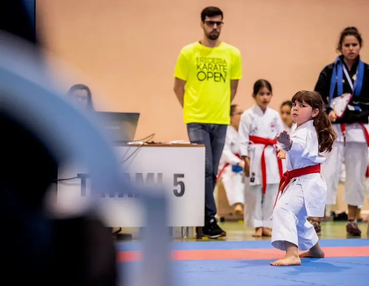 Dojo Karate Shotokan Almada — artes marciais-studio em Lisboa — 3