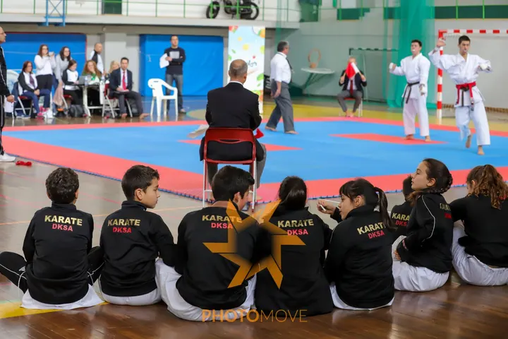 Dojo Karate Shotokan Almada — artes marciais-studio em Lisboa — 3