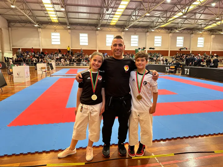 Dojo Karate Shotokan Almada — artes marciais-studio em Lisboa — 4