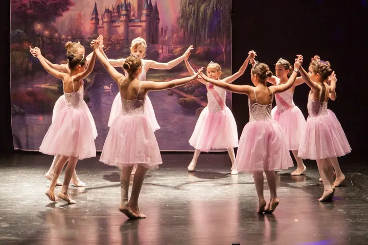 Academia de Danza Sonia — baile-studio en Oviedo — 4