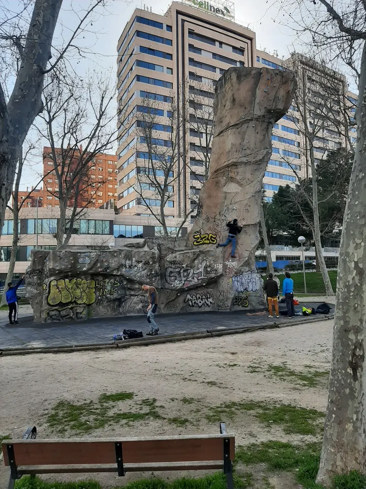 Rocodromo Sáinz de Baranda — escalada-studio en Madrid — 3