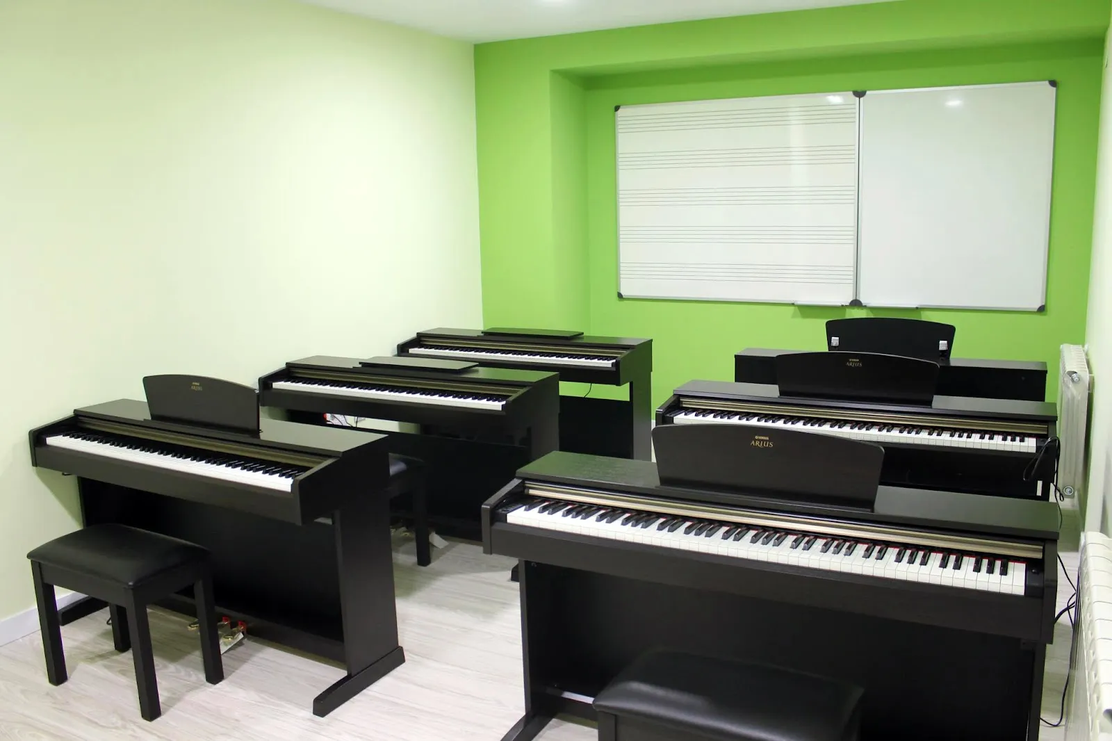 ProyectoArte, Centro de Enseñanzas Artísticas — baile-studio en Cáceres — 4