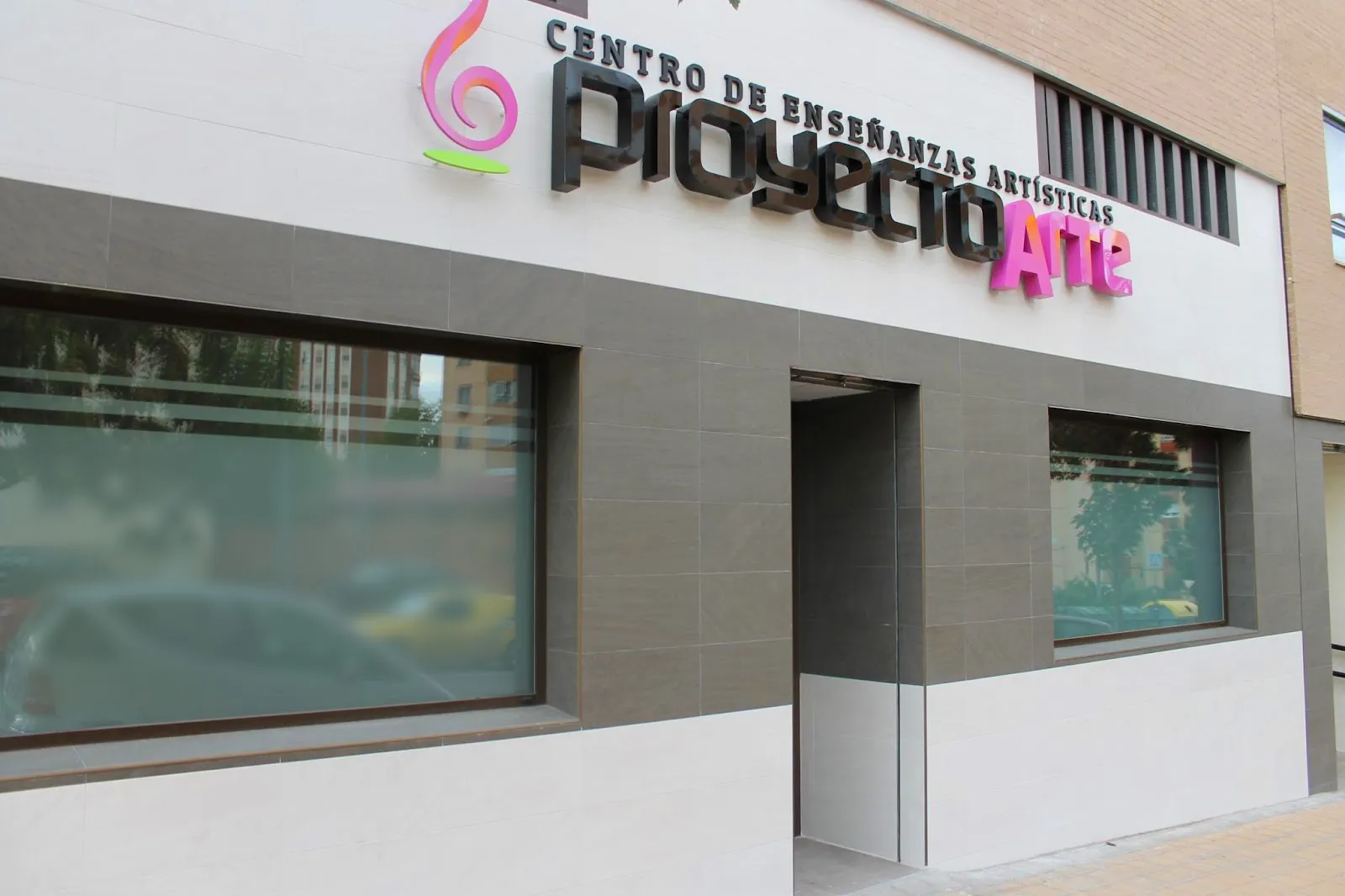 ProyectoArte, Centro de Enseñanzas Artísticas — baile-studio en Cáceres — 5