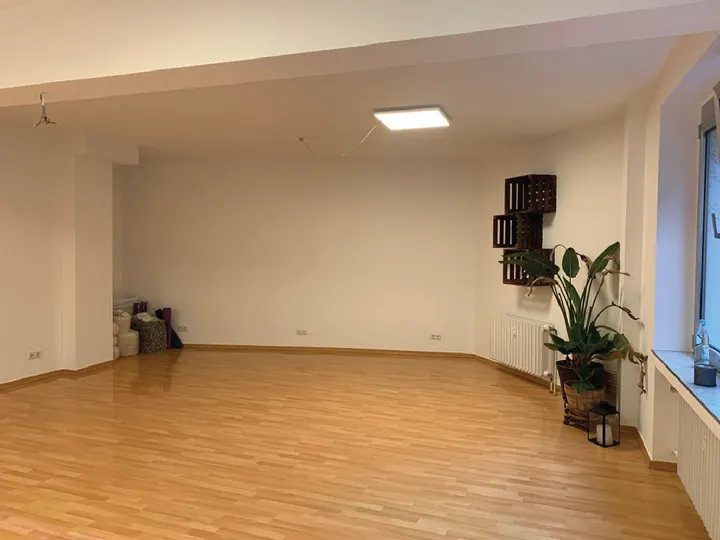 Ashtanga Yoga Düsseldorf-Benrath - Am Mönchgraben — yoga-studio in Benrath, Düsseldorf — 2