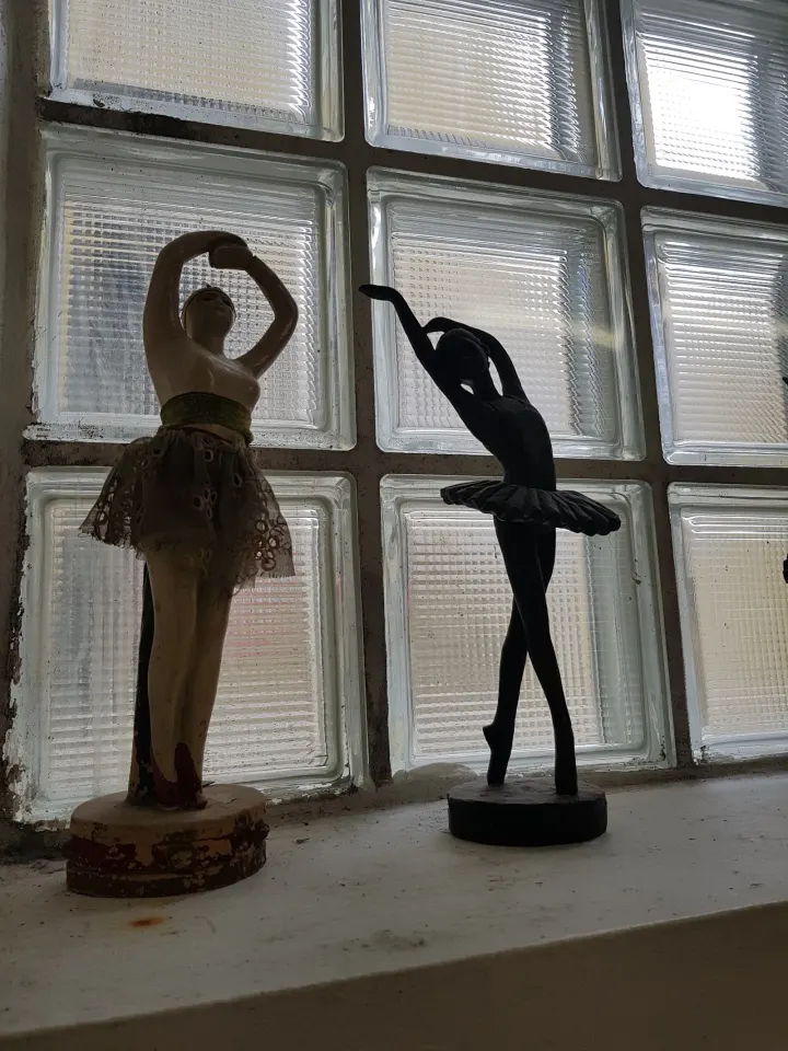 DANCE ETC… — dança-studio em Santa Isabel, Lisboa — 2