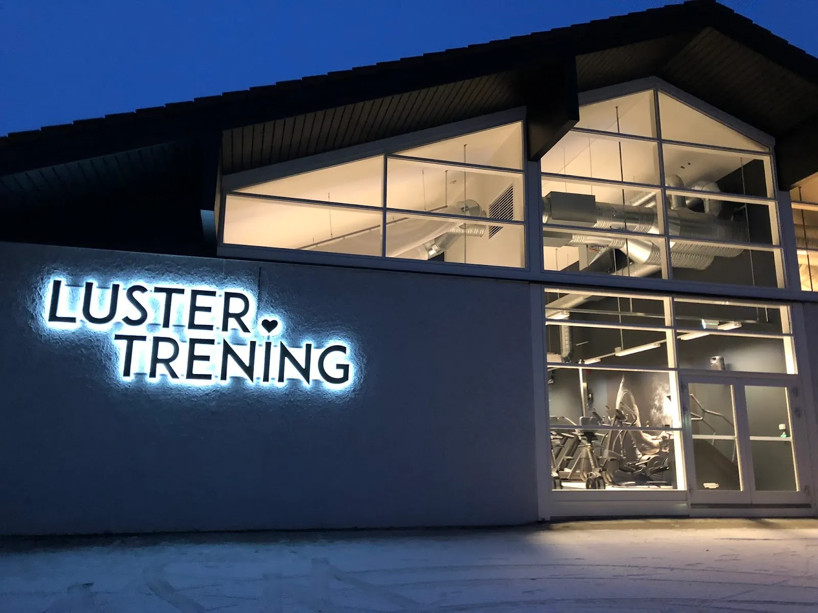 Luster Treningssenter — treningsstudio i Gaupne — 3