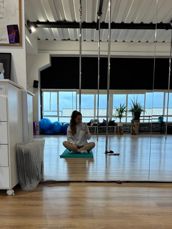 Pole Dance Pamplona Backflip — estudio de fitness-studio en Taxoare, Tajonar — 3