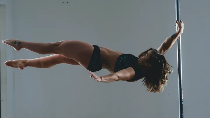 Pole Dance Pamplona Backflip — estudio de fitness-studio en Tajonar — 3