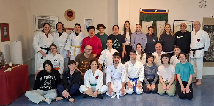Kárate de Okinawa Estilo Gōjū — artes marciales-studio en Leganés — 5