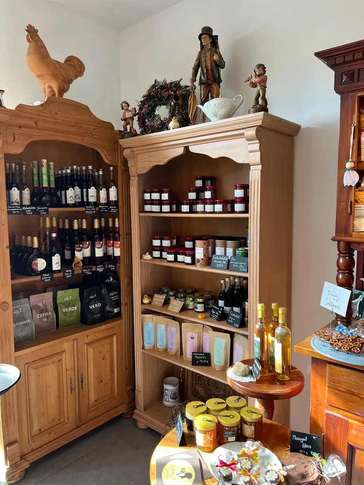 YOGA EXPERIENCES im Schlögl Hof — yoga-studio in Steinberg, München — 2