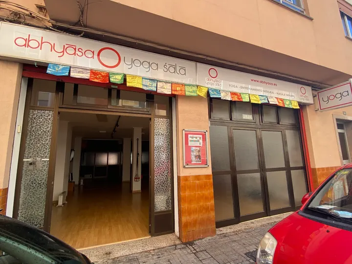 Abhyasa Yoga & Entrenamiento — yoga-studio en La Soledat Nord, Palma — 2