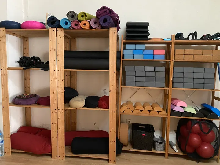 Abhyasa Yoga & Entrenamiento — yoga-studio en Palma — 4