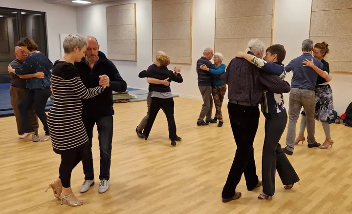 Tango Velours — danse-studio à Vougy — 2