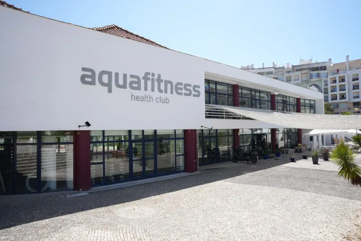 Aquafitness Rua Helena Félix — Pilates reformer em Charneca de Caparica