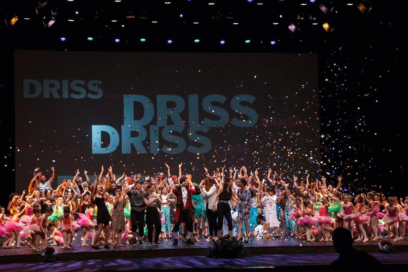 Driss dansa — baile-studio en Sabadell — 5