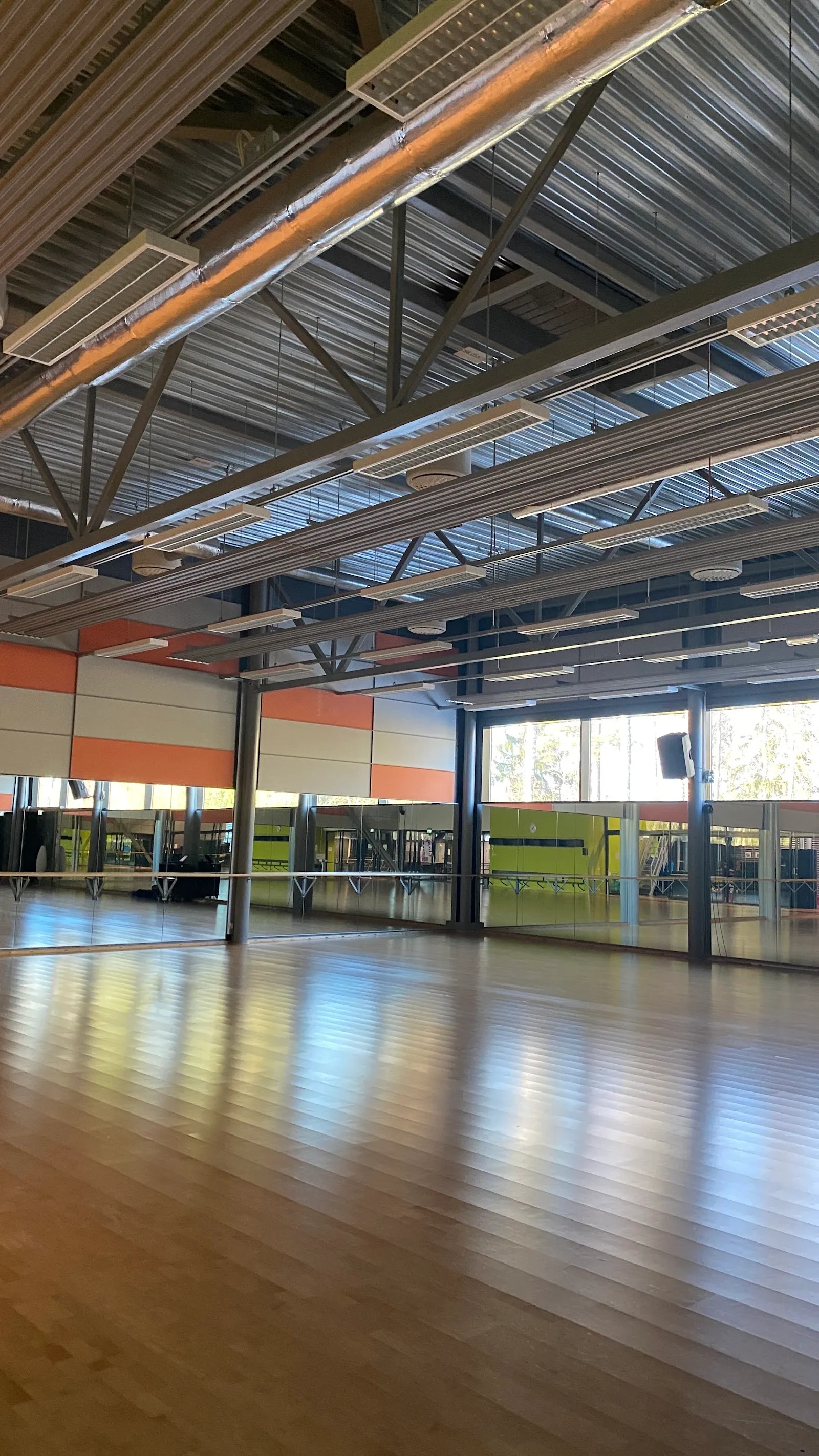 SportUni Hervanta, Tamppi Areena — voimaharjoittelu-studio – Tampere — 4