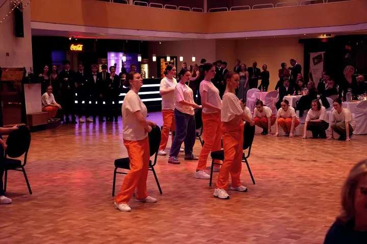 ADTV Tanzschule Stüwe-Weissenberg in Gütersloh — tanz-studio in Gütersloh — 5