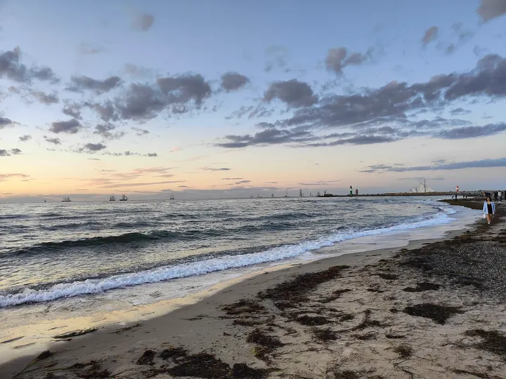 Eisbademeisters — Recovery in Warnemünde, Rostock