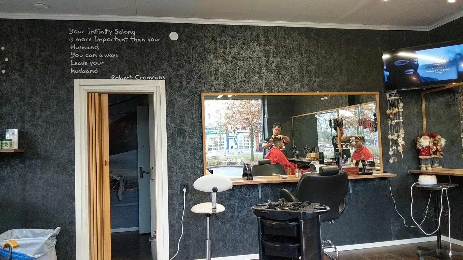 Golden Scissors Studio Art — wellness-studio i Malmö — bild 3