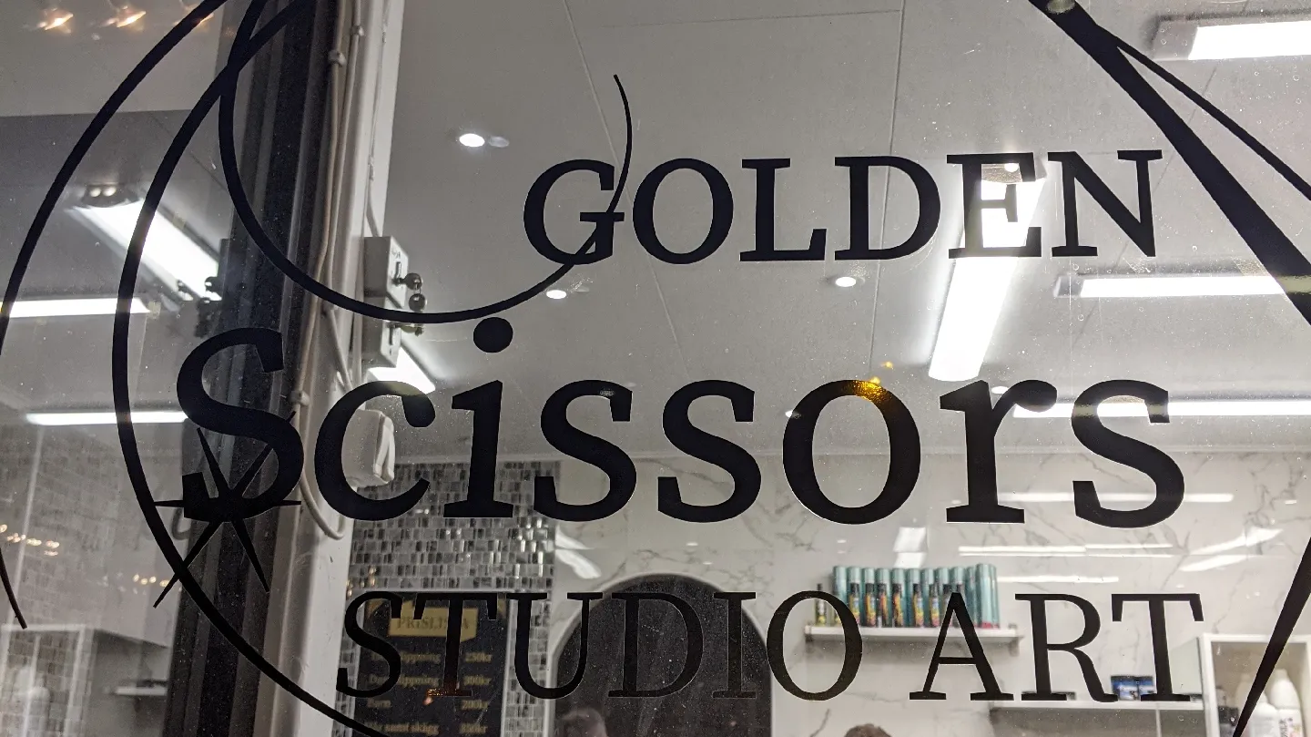 Golden Scissors Studio Art — wellness-studio i Malmö — bild 4
