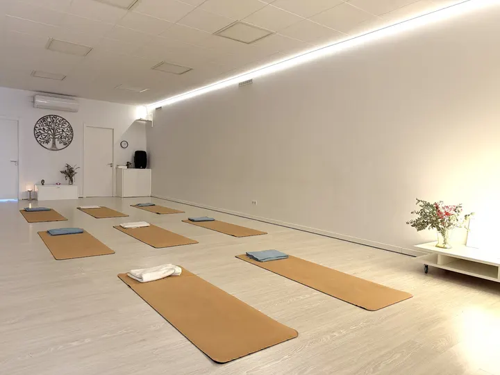 La Casa De L'anima, Centre De Ioga, Dança I Teràpies. — Baile en La Garriga